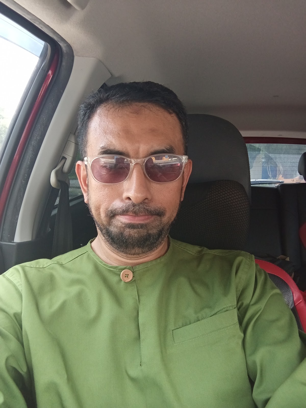 MOHAMAD ZULKEFLEE BIN SABRI